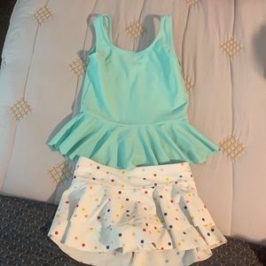 Hanna Andersson swims for girls